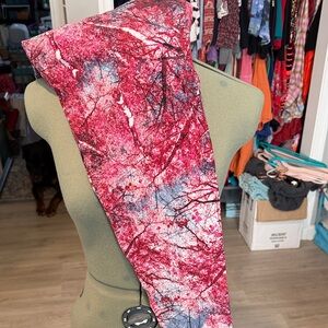 LuLaRoe Pink and Blue TC Leggings